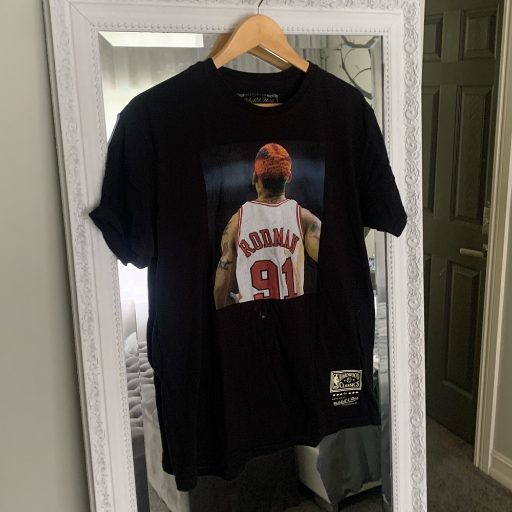 Dennis Rodman Retro Tee • Black • Mitchell & Ness • Large